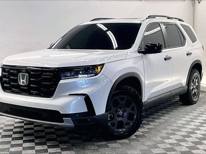 Used 2025 Honda Pilot TrailSport