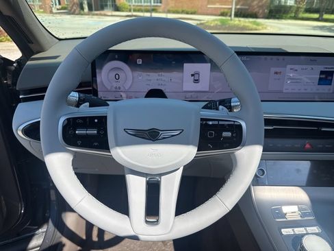 New 2026 Genesis GV70 2.5T Advanced AWD/4WD image 16