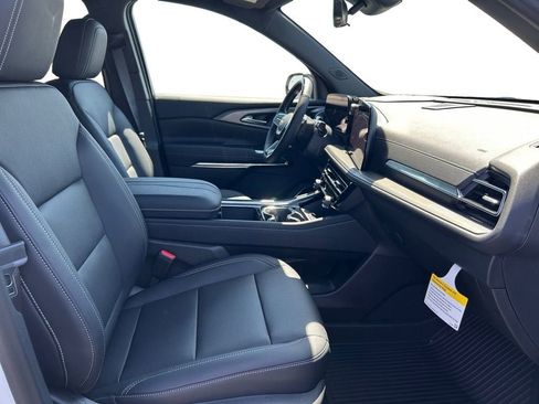New 2026 Chevrolet Traverse LT AWD/4WD image 17