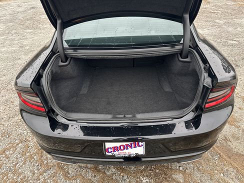 Used 2023 Dodge Charger SXT image 18