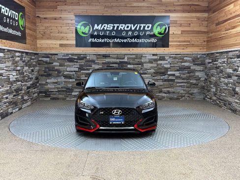 Used 2022 Hyundai Veloster N image 3