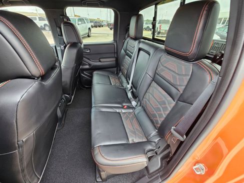 Used 2025 Nissan Frontier PRO-4X w/ Pro Premium Package AWD/4WD image 29