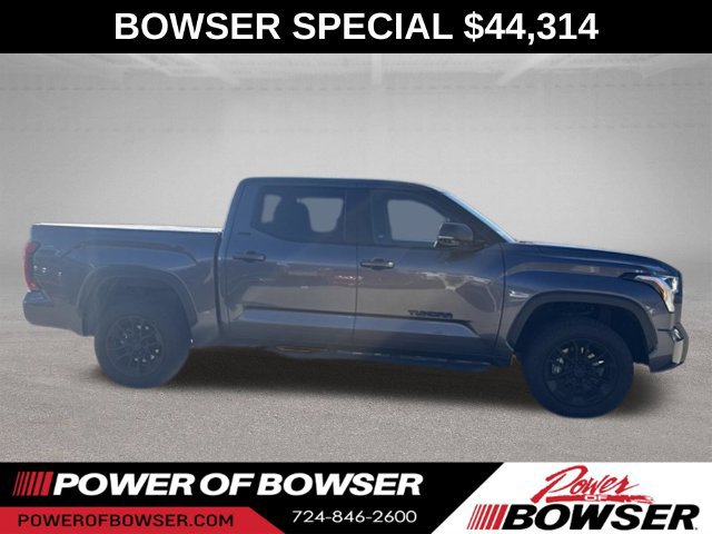 Used 2025 Toyota Tundra SR5 w/ SR5 Premium Package AWD/4WD image 9