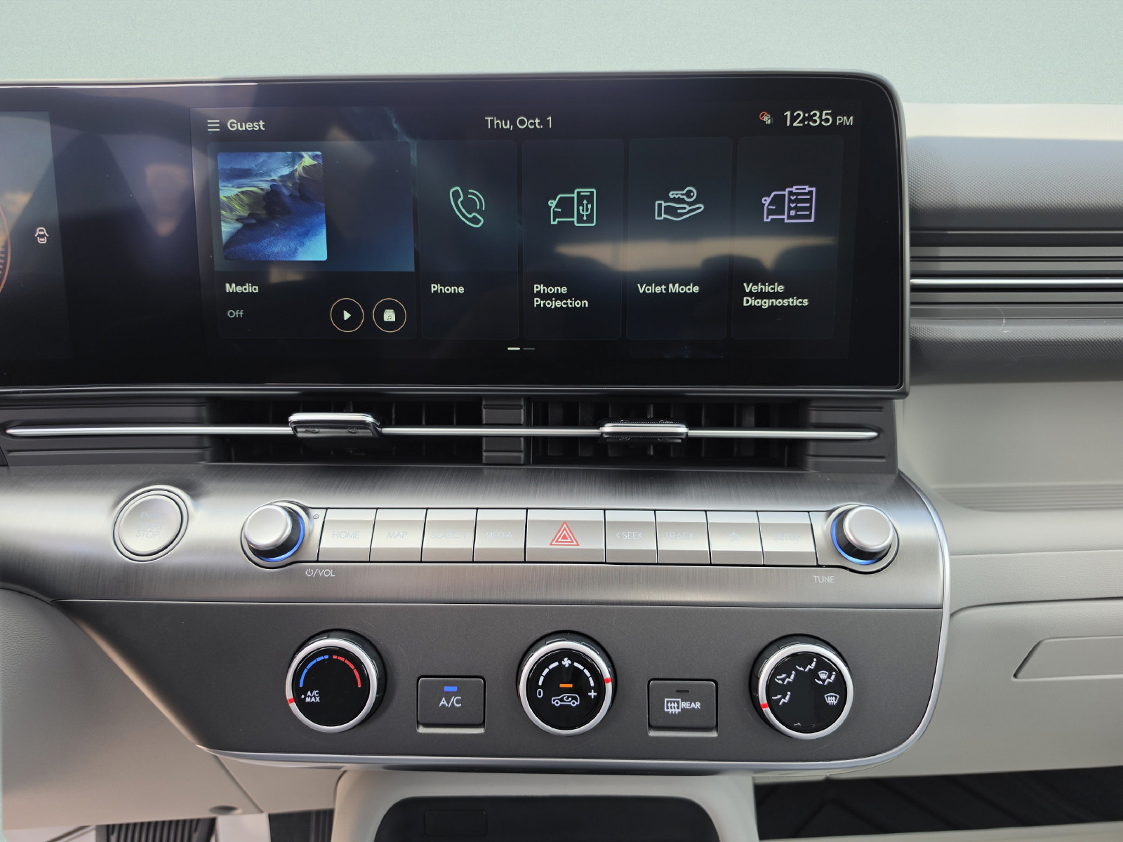 New 2027 Hyundai Kona SE FWD image 25