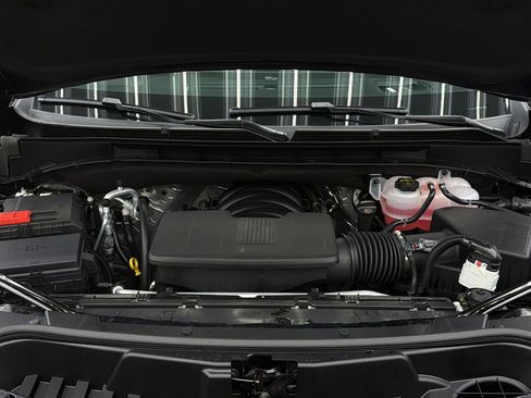 Used 2026 Cadillac Escalade Platinum Sport w/ LPO, ONYX Package image 17