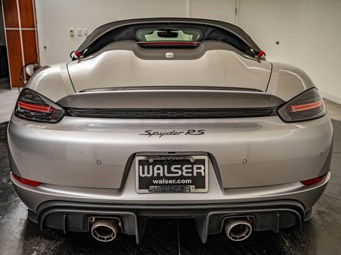 Certified 2025 Porsche 718 Boxster Spyder RS image 36