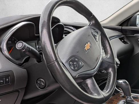 Used 2015 Chevrolet Impala LTZ image 9