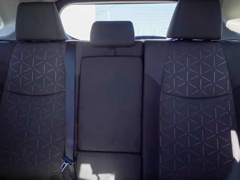 Certified 2021 Toyota RAV4 XLE w/ Convenience Package FWD image 23