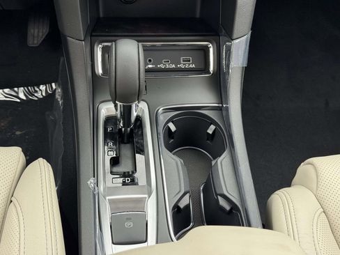 New 2026 Subaru Ascent Limited image 22