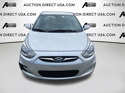 Used 2013 Hyundai Accent SE image 22