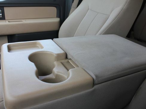 Used 2012 Ford F150 XLT w/ XTR Pkg image 23