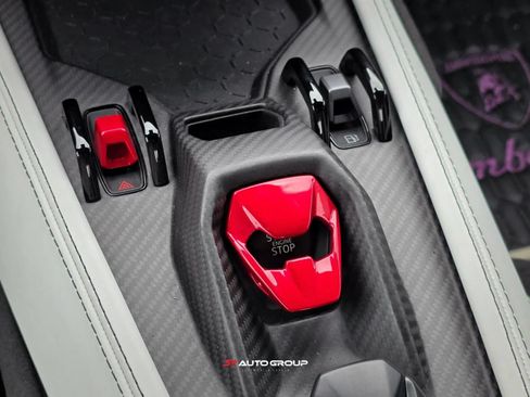 Used 2024 Lamborghini Revuelto AWD/4WD image 36