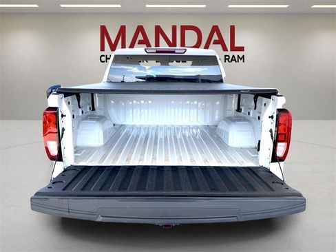 Used 2023 GMC Sierra 1500 Elevation image 21