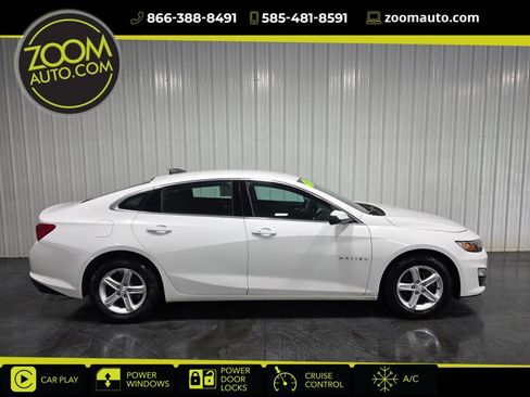 Used 2023 Chevrolet Malibu LS w/ Driver Confidence Package FWD image 1