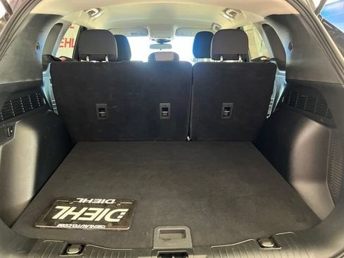 Used 2022 Ford Escape SE w/ Cold Weather Package FWD image 8