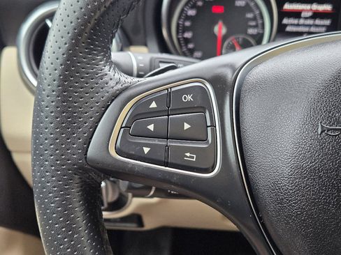 Used 2018 Mercedes-Benz GLA 250 4MATIC image 28