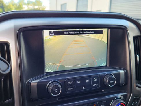 Used 2016 Chevrolet Silverado 2500 LTZ AWD/4WD image 16