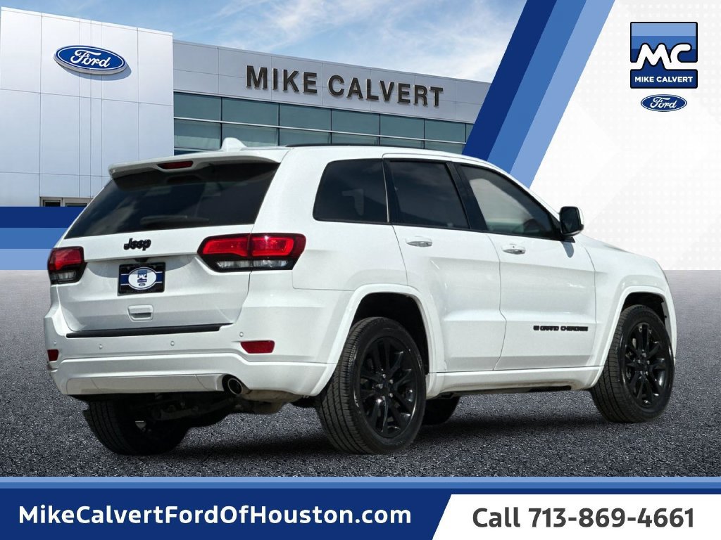 Used 2022 Jeep Grand Cherokee Laredo X RWD image 5