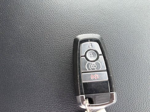 Used 2023 Ford F550 4x4 SuperCab Super Duty image 37