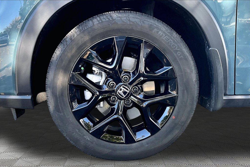 Used 2025 Honda HR-V Sport image 21