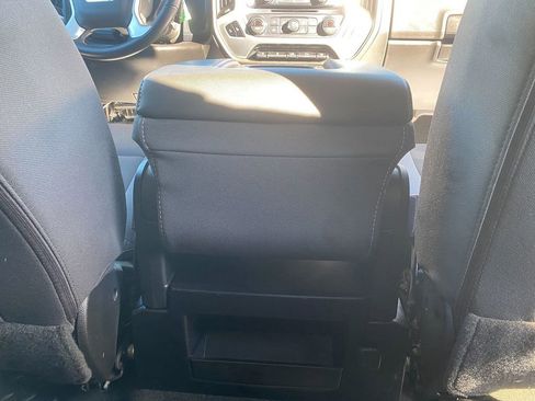 Used 2018 GMC Sierra 1500 SLE w/ SLE Value Package image 28