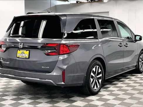 Used 2025 Honda Odyssey EX-L image 12