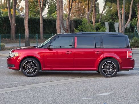 Used 2014 Ford Flex SEL w/ Equipment Group 202A FWD image 16