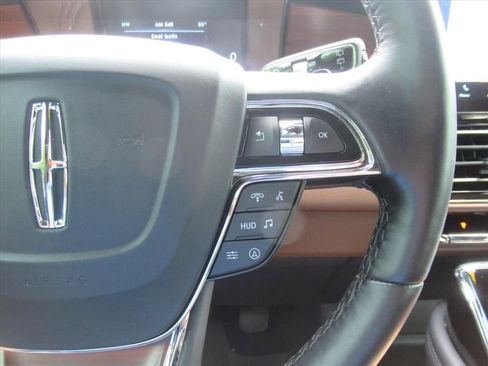 Used 2024 Lincoln Navigator L Reserve AWD/4WD image 25