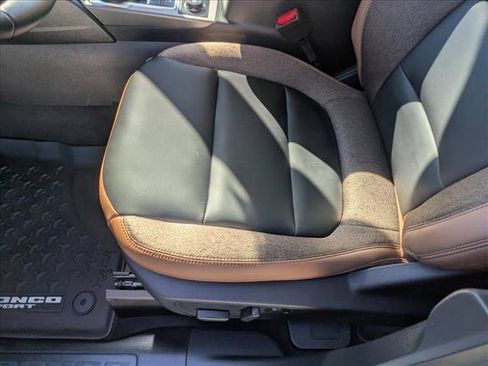 Used 2025 Ford Bronco Sport Outer Banks image 3