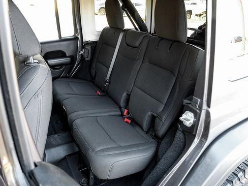 Used 2021 Jeep Wrangler Unlimited Willys image 50