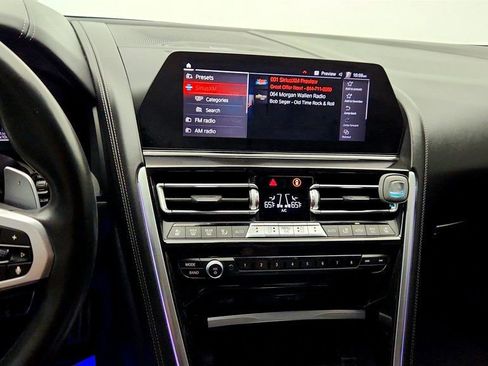 Used 2021 BMW M850i xDrive Coupe w/ M Carbon Exterior Package AWD/4WD image 17