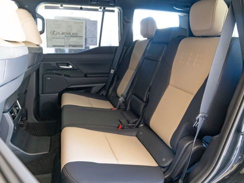 New 2026 Lexus GX 550 AWD/4WD image 20