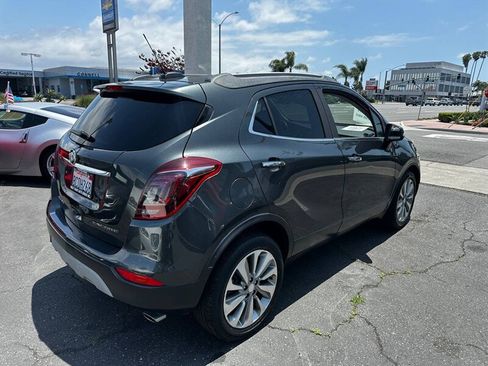Used 2018 Buick Encore Preferred image 3