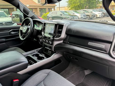 Used 2022 RAM 1500 Big Horn AWD/4WD image 27