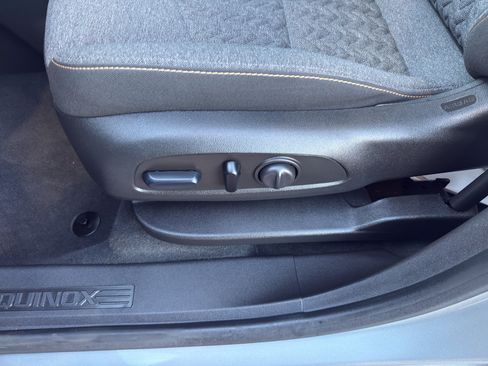 Certified 2024 Chevrolet Equinox LT AWD/4WD image 15
