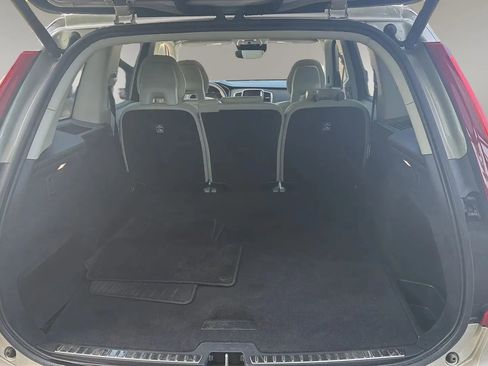 Used 2016 Volvo XC90 T5 Momentum AWD/4WD image 31