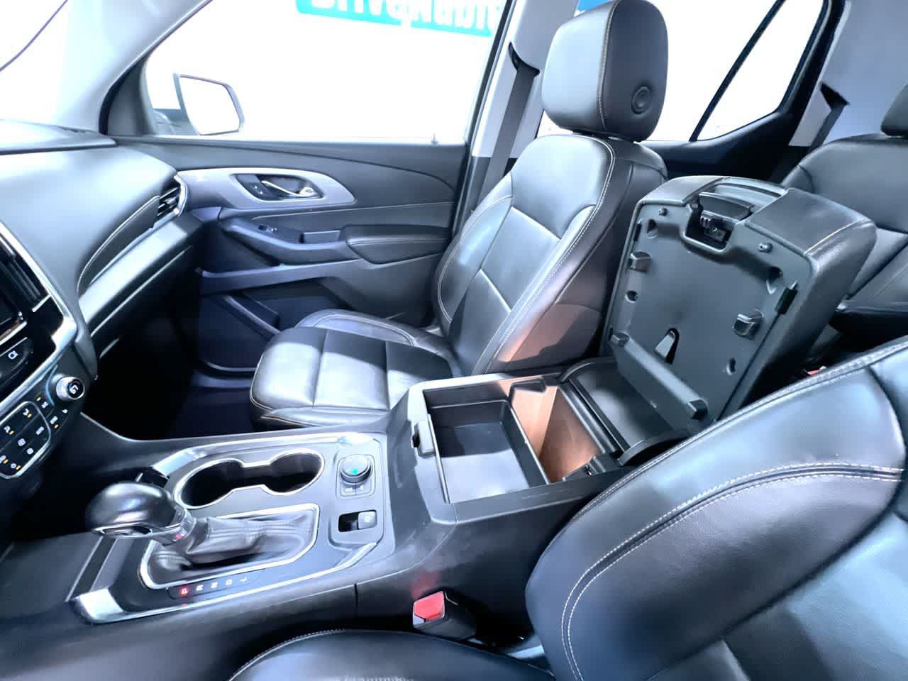 Used 2021 Chevrolet Traverse LT w/ LPO, Cargo Package AWD/4WD image 30