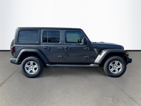 Certified 2022 Jeep Wrangler Unlimited Sport image 8
