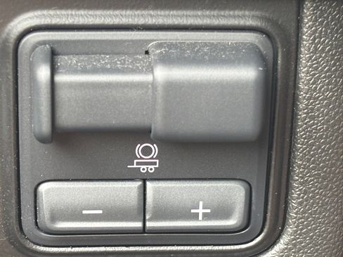 Certified 2024 GMC Yukon Denali w/ Max Trailering Package AWD/4WD image 33