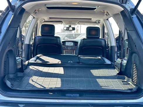 Used 2018 Nissan Pathfinder Platinum image 7