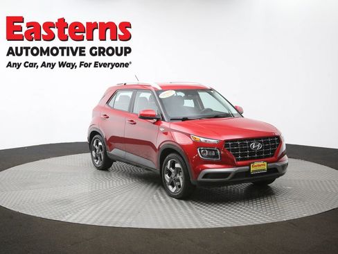 Used 2023 Hyundai Venue Limited FWD image 51