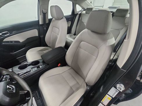 Used 2022 Honda Civic LX image 18