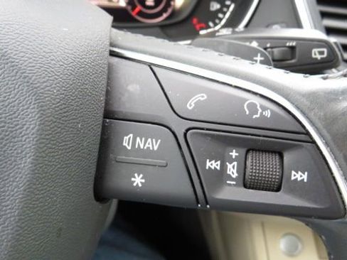 Used 2020 Audi Q5 2.0T Premium Plus image 23