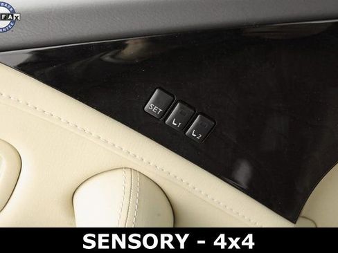 Used 2024 INFINITI QX80 Sensory image 23