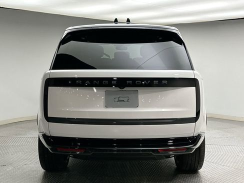 New 2026 Land Rover Range Rover Long Wheelbase SE image 12