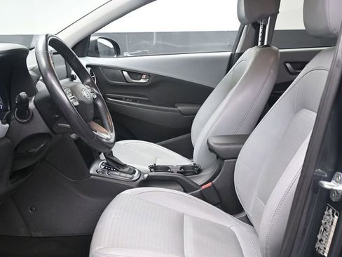 Used 2020 Hyundai Kona Limited image 6