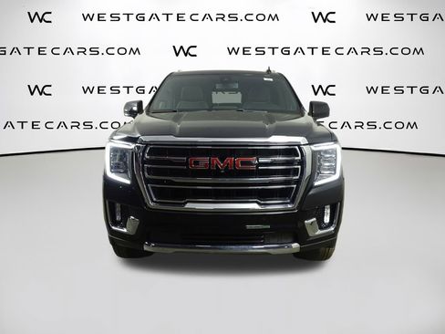 Used 2022 GMC Yukon SLT w/ SLT Luxury Package image 4