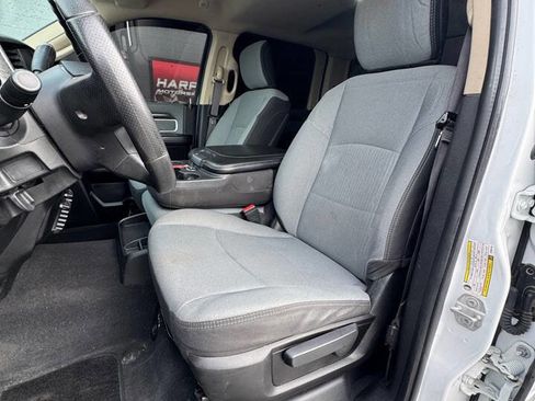 Used 2019 RAM 2500 Big Horn image 18