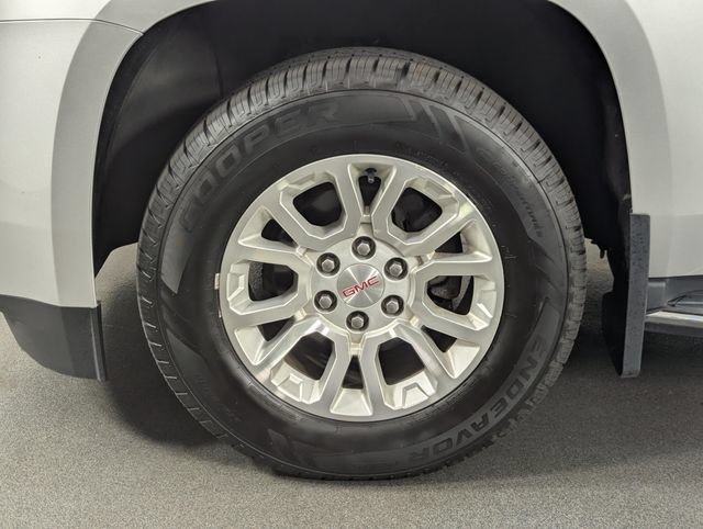 Used 2017 GMC Yukon SLE AWD/4WD image 9