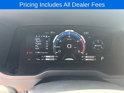 New 2026 Toyota Tundra Limited AWD/4WD image 9